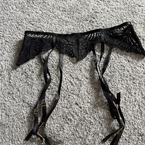 Black Lace Adjustable Garter Belt with Satin Straps